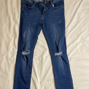 Size 7 fashionnova jeans